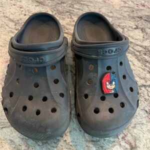 CROCS Kids' Black Slippers with Cartoon Charm